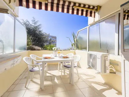 Studio Ciel de Fabron avec terrasse sud et vue mer : photo 3