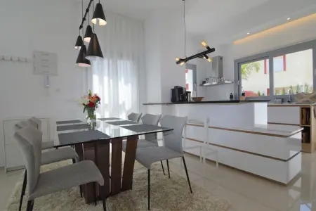Villa Betty, Villa avec jardin et terrasse sur le toit - Photo 1