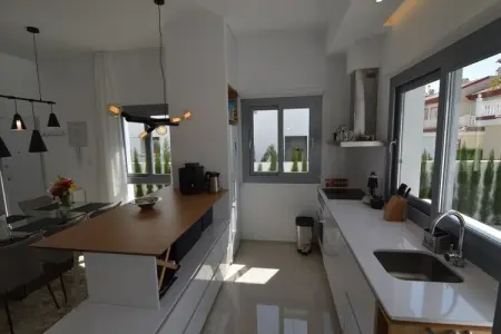 Villa Betty, Villa avec jardin et terrasse sur le toit - Photo 2