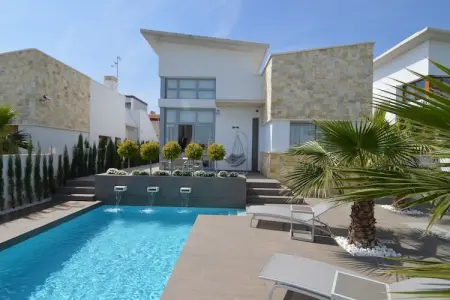 Villa Betty, Villa avec jardin et terrasse sur le toit - Photo 6