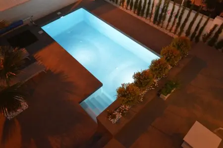 Villa Betty, Villa avec jardin et terrasse sur le toit - Photo 8