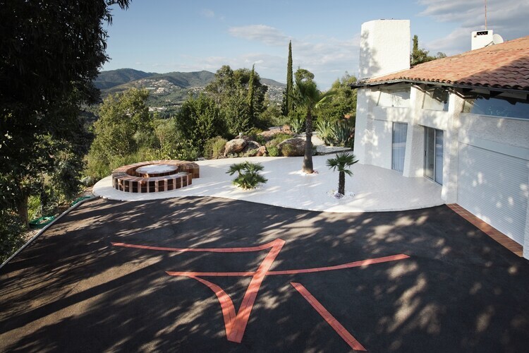 Villa d'architecte 500 m² vue 360° sur baie de Cannes - Photo 17