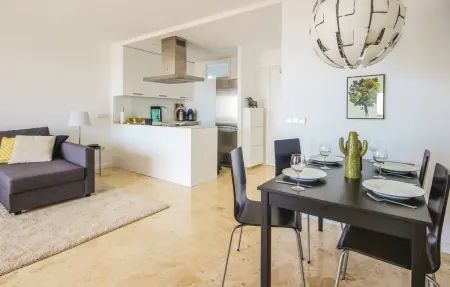 Appartement vue mer au 14e étage à Marbella, à 350 m de la plage : photo 2