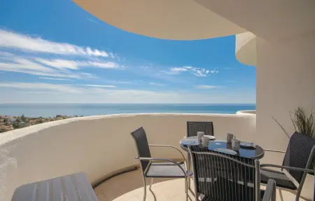 Appartement vue mer au 14e étage à Marbella, à 350 m de la plage : photo 8
