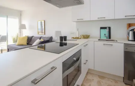 Appartement vue mer au 14e étage à Marbella, à 350 m de la plage : photo 13