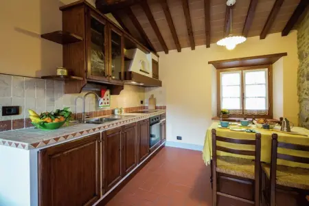 Villa San Martino Ulivi, 3 appartements avec piscine à Cortona : photo 9
