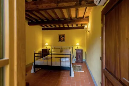 Villa San Martino Ulivi, 3 appartements avec piscine à Cortona : photo 13