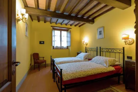 Villa San Martino Ulivi, 3 appartements avec piscine à Cortona : photo 14