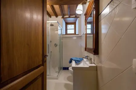 Villa San Martino Ulivi, 3 appartements avec piscine à Cortona : photo 16