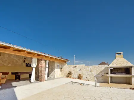 Maison Frane avec piscine chauffée à Biograd na Moru : photo 3