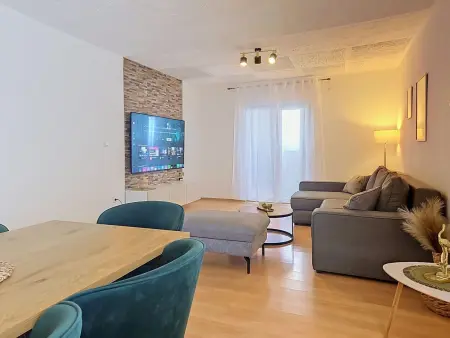 Maison Frane avec piscine chauffée à Biograd na Moru : photo 11