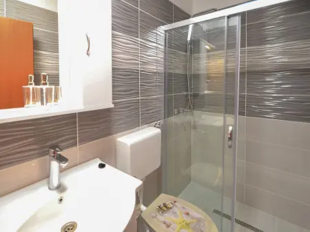 Maison Frane avec piscine chauffée à Biograd na Moru : photo 37