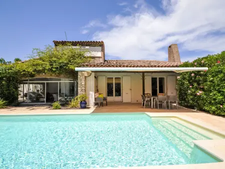 Villa Les Angevines, 180 m² piscine à Morières : photo 13