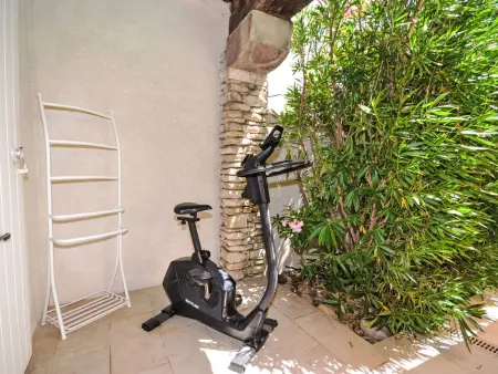Villa Les Angevines, 180 m² piscine à Morières : photo 36