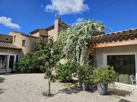 Villa Les Angevines, 180 m² piscine à Morières : photo 52