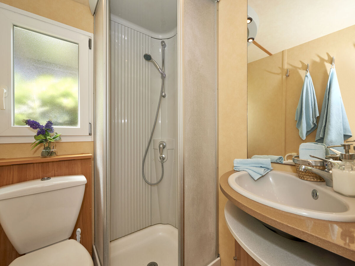 Mobil-home Escale à Baia Domizia, 250 m de la mer - Photo 12