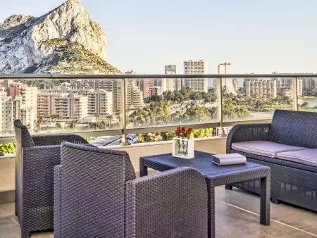 Appartement Costa Calpe, 13e étage, vue mer à Calpe : photo 2