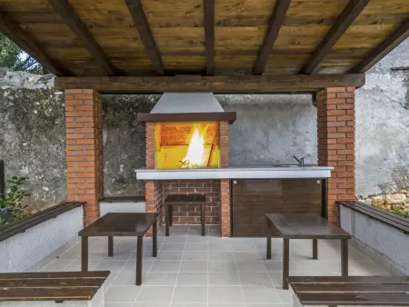 Maison Orhidea 8 pers. piscine privée à Višnjan : photo 6