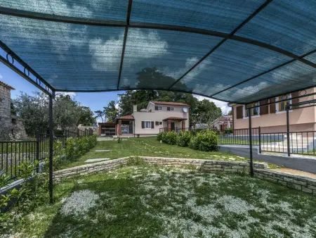 Maison Orhidea 8 pers. piscine privée à Višnjan : photo 16