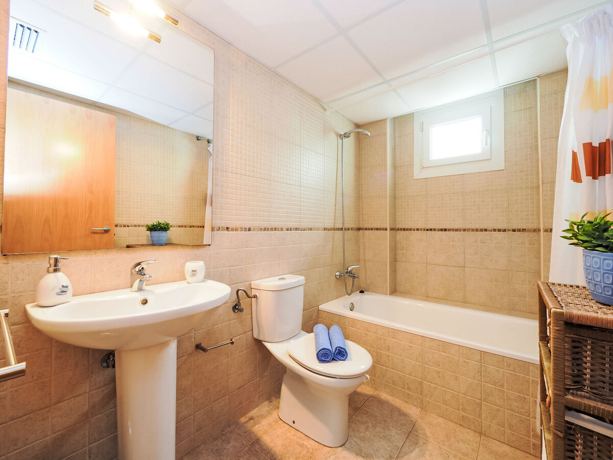 Apt Royal Marine, 57 m² terrasses Roses - Photo 10