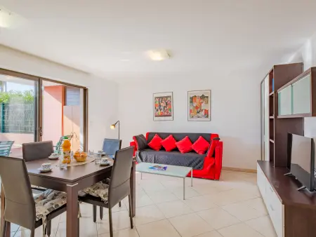 Appartement Santa Monica, 500 m de la mer à Fréjus : photo 7