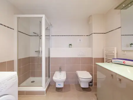 Appartement Santa Monica, 500 m de la mer à Fréjus : photo 11
