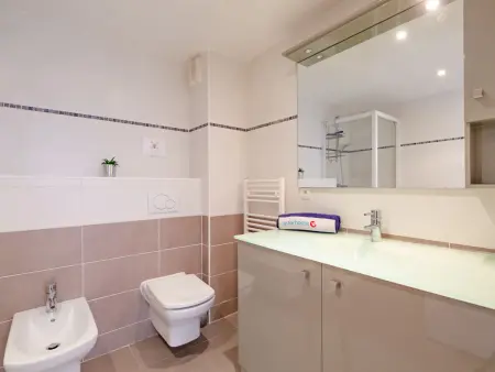 Appartement Santa Monica, 500 m de la mer à Fréjus : photo 12