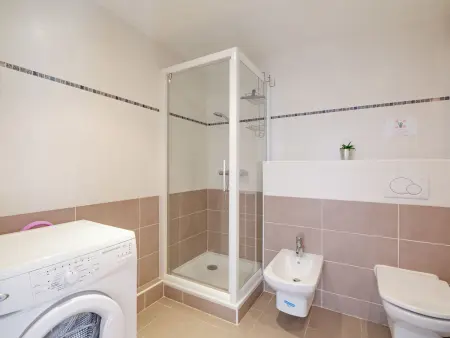 Appartement Santa Monica, 500 m de la mer à Fréjus : photo 13