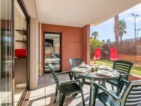 Appartement Santa Monica, 500 m de la mer à Fréjus : photo 14