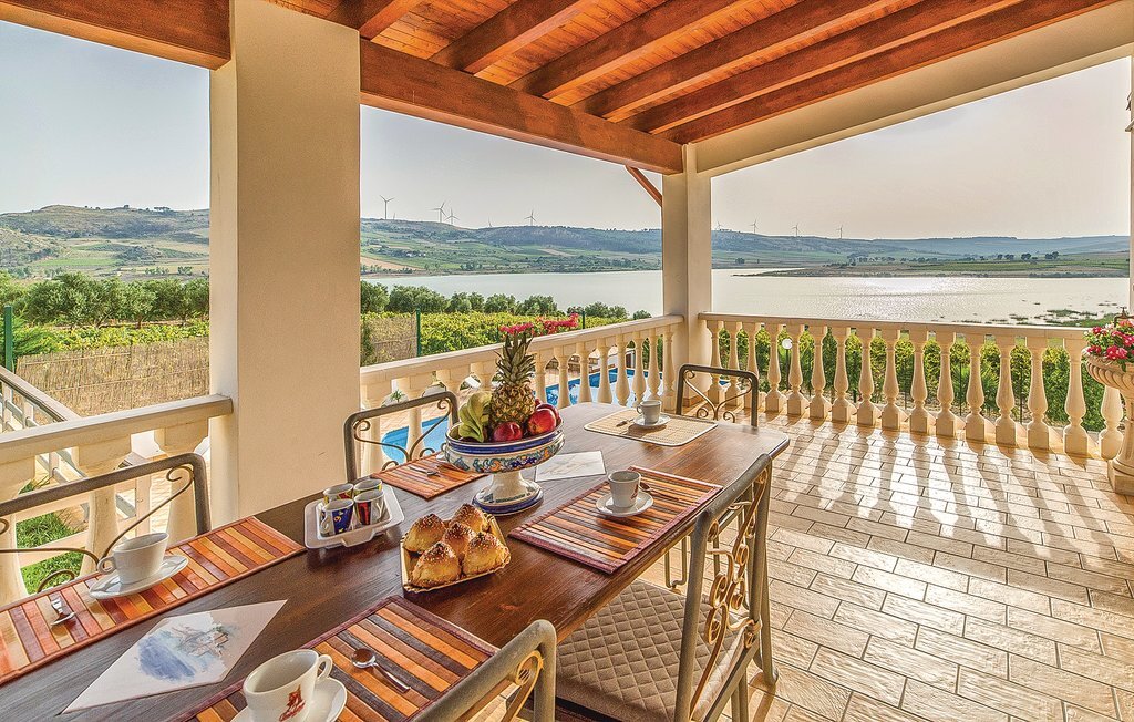 Maison avec piscine privée face au lac d'Arancio - Photo 2