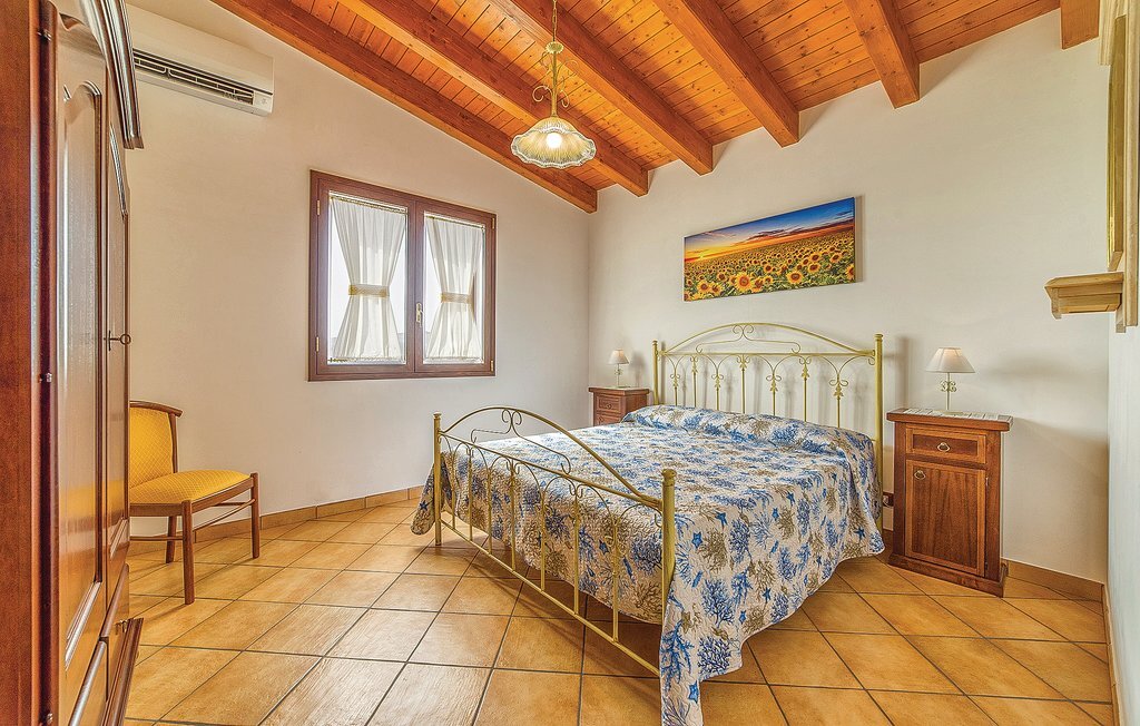 Maison avec piscine privée face au lac d'Arancio - Photo 5