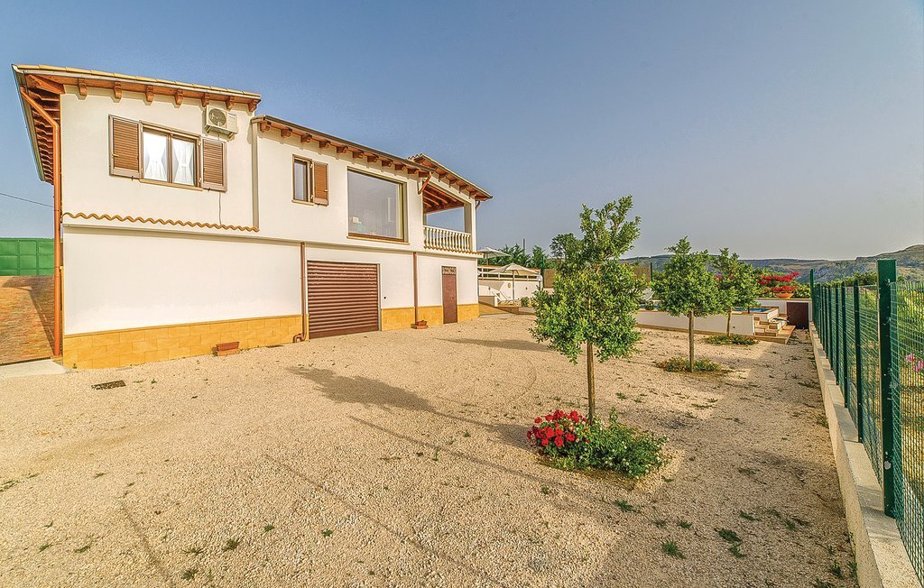 Maison avec piscine privée face au lac d'Arancio - Photo 8