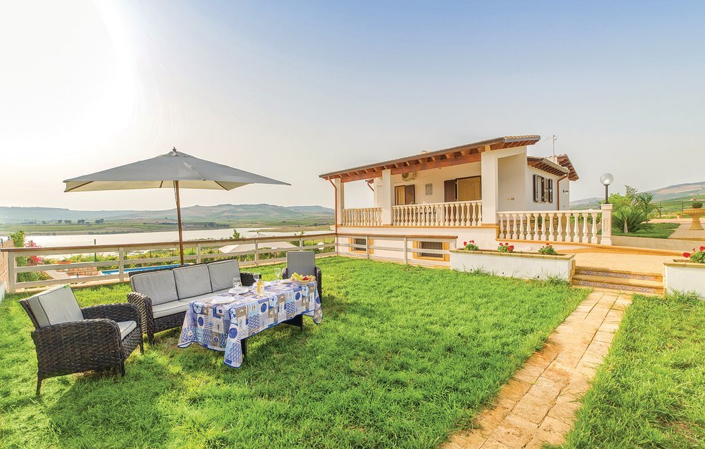 Maison avec piscine privée face au lac d'Arancio - Photo 10