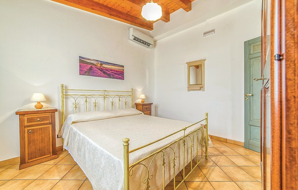 Maison avec piscine privée face au lac d'Arancio - Photo 19
