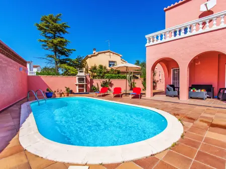 Maison Requesens - 5 chambres, piscine à Empuriabrava - Photo 1