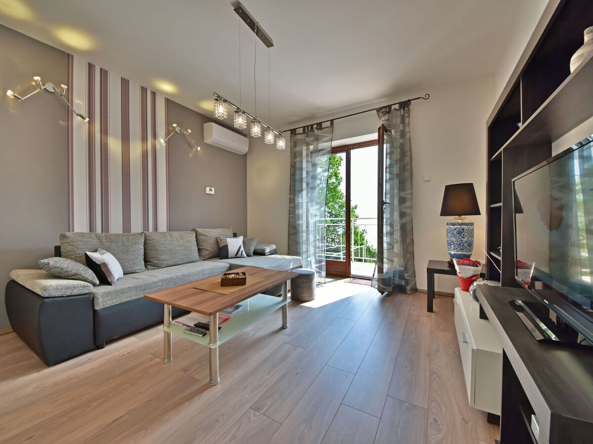 Maison moderne Volosko avec vue mer et jacuzzi - Photo 9