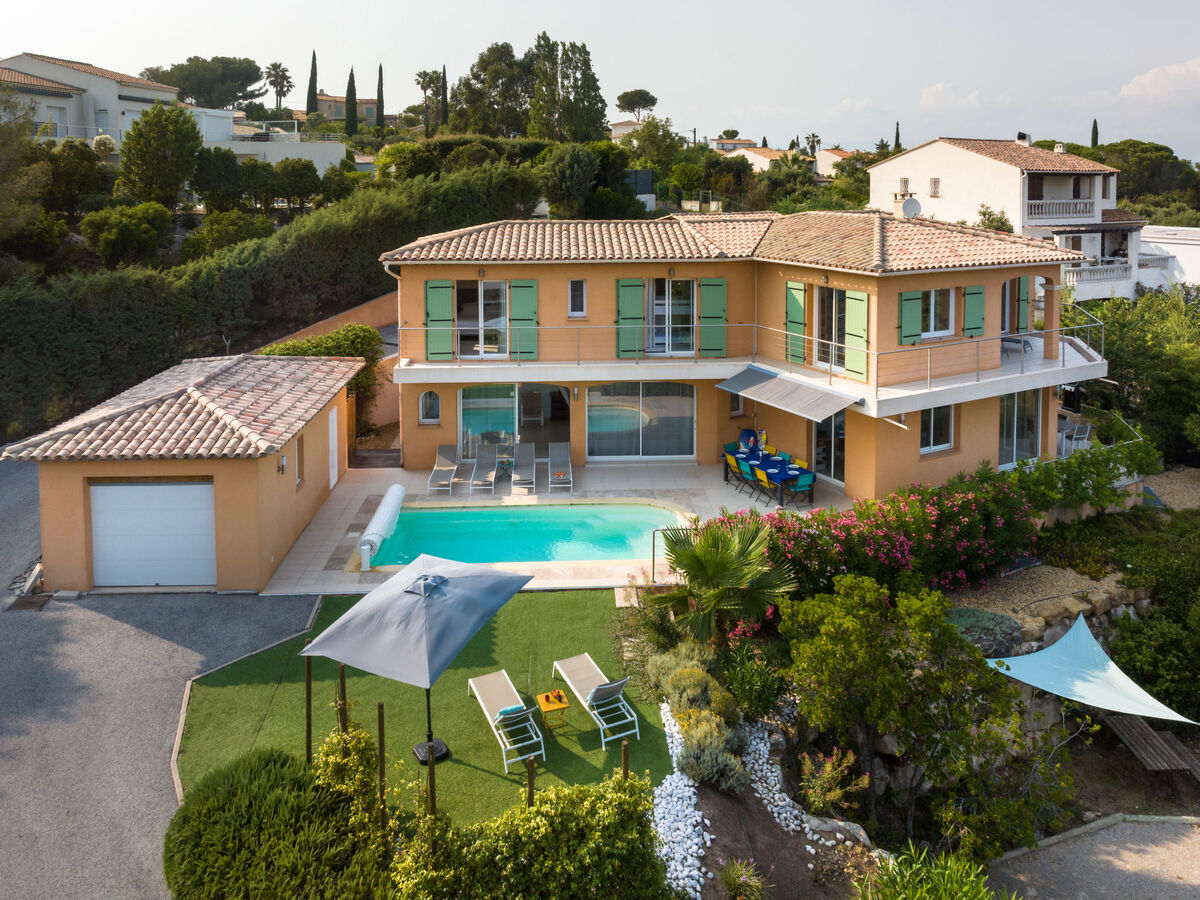 Villa Plein Sud à Saint Aygulf, 4 chambres, piscine - Photo 1