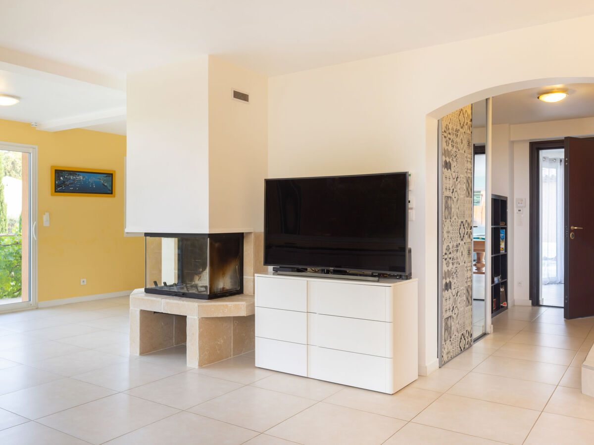 Villa Plein Sud à Saint Aygulf, 4 chambres, piscine - Photo 7