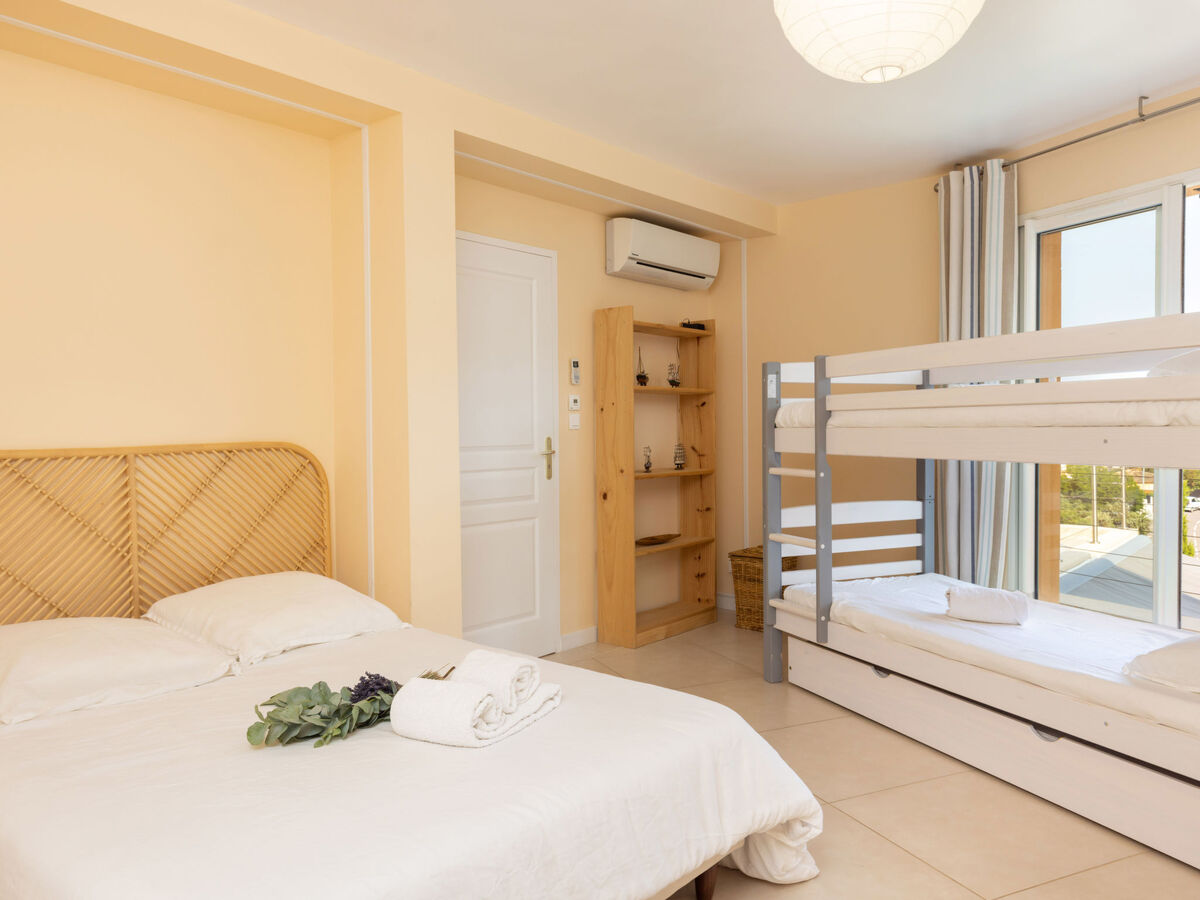 Villa Plein Sud à Saint Aygulf, 4 chambres, piscine - Photo 15