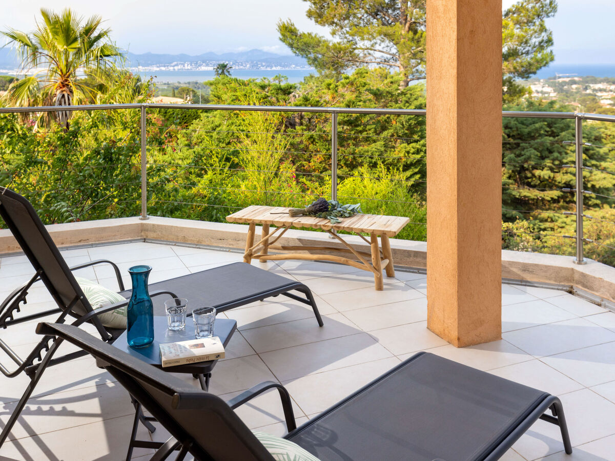Villa Plein Sud à Saint Aygulf, 4 chambres, piscine - Photo 18
