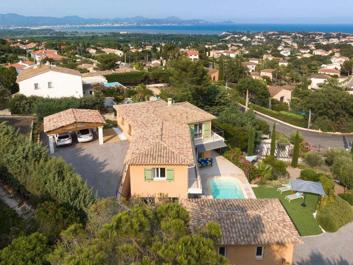 Villa Plein Sud à Saint Aygulf, 4 chambres, piscine - Photo 37