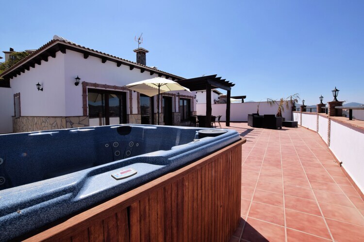 Villa Lucia : maison 4 pers. avec jacuzzi à Canillas de Albaida - Photo 2