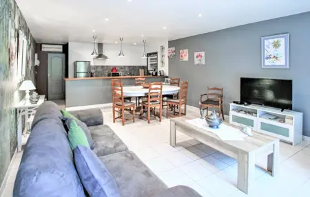 Maison 7 personnes à Lançon de Provence - Photo 3