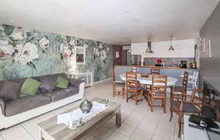 Maison 7 personnes à Lançon de Provence - Photo 4