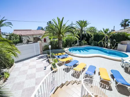 Villa Amber, petit havre de paix au coeur d’un jardin fleuri et ensoleillé - Photo 3