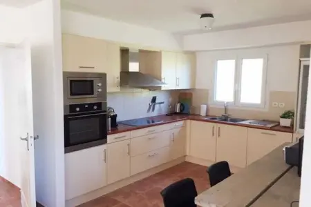 Villa Joyeuse 31, Villa en Rhône-Alpes avec piscine privée - Photo 2