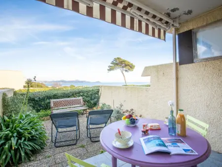 Studio 30 m² Les Louvans à 30 m de la plage : photo 2