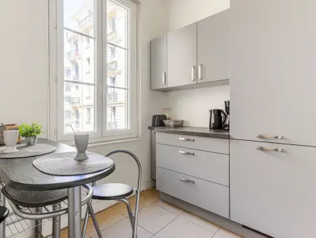 Appartement 3 pièces Hérold à Nice, 800 m de la mer : photo 13