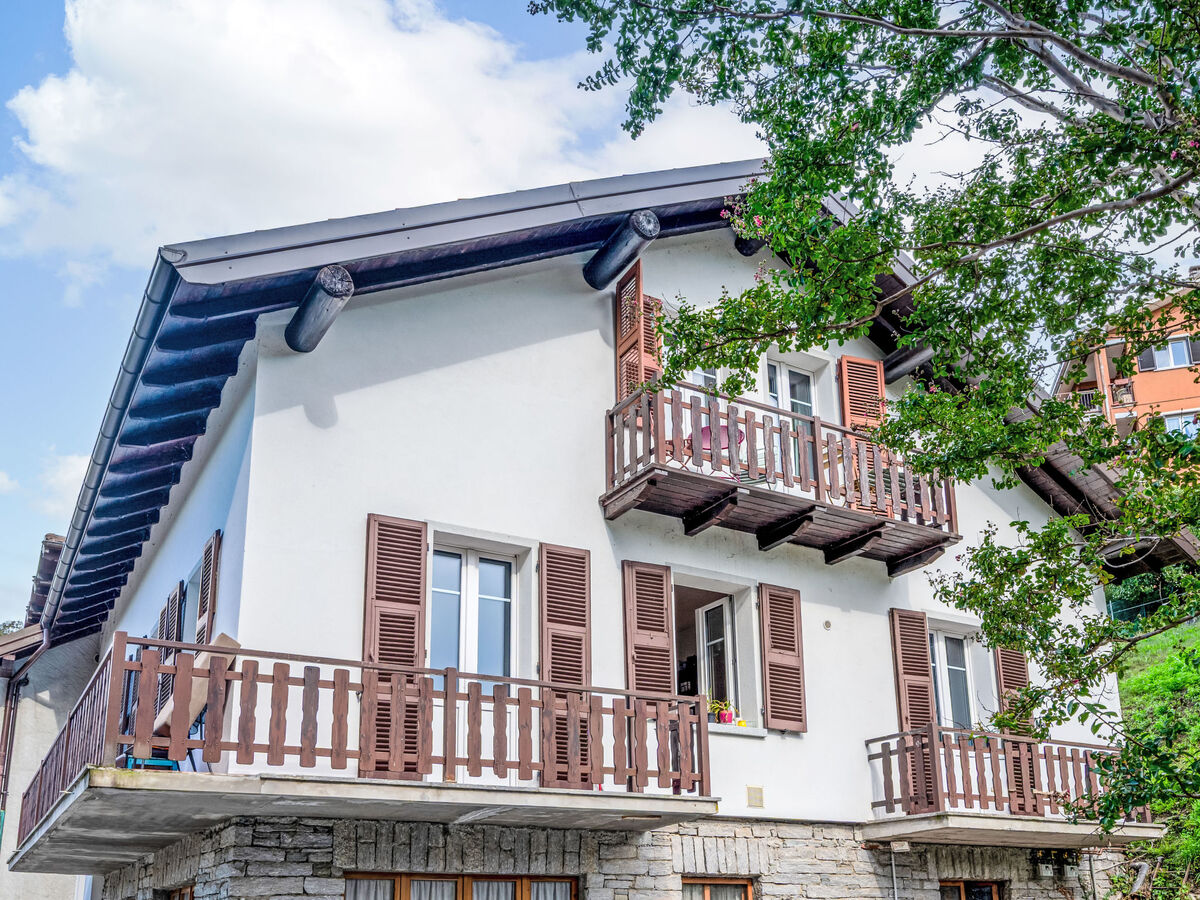Appartement Ciliegio à Mergozzo, vue lac, balcon et jardin - Photo 3