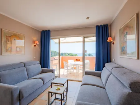 Appartement 3 pièces Les Issambres, vue mer et terrasse - Photo 5